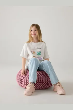 Reserved T-shirt z nadrukiem Pusheen