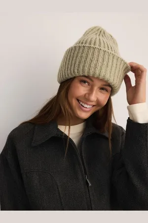 Reserved Czapka beanie z domieszką wełny