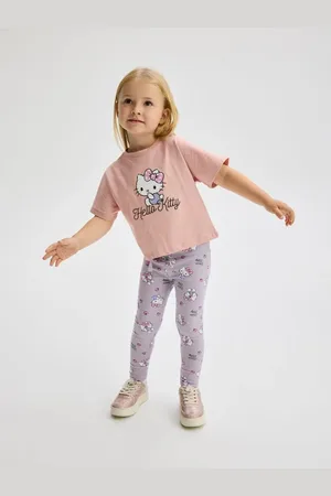Reserved T-shirt Hello Kitty