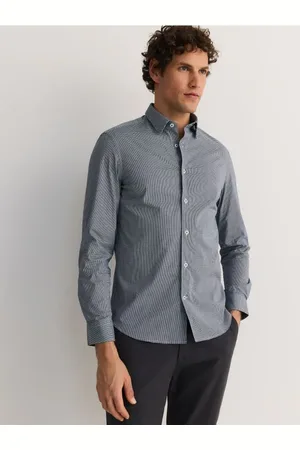 Reserved Koszula slim fit w drobną kratkę