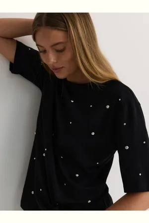 Reserved T-shirt oversize z nitami