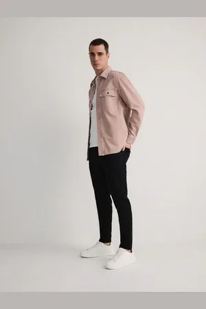 Reserved Jeansy carrot slim z efektem sprania