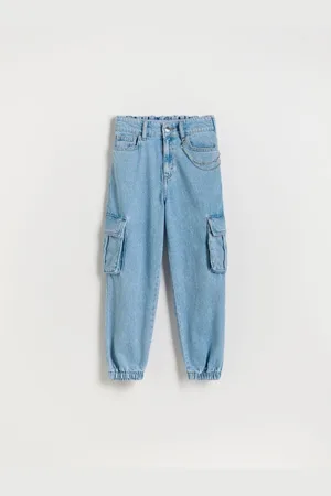Reserved Jeansy cargo z łańcuchem
