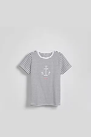 Reserved T-shirt z aplikacją