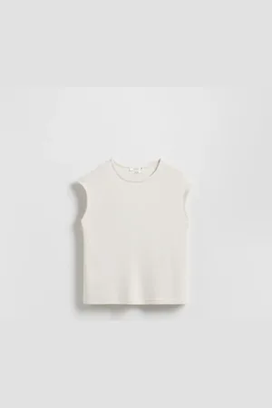 Reserved Top z modalem