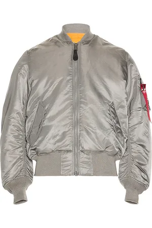 Alpha Industries MA-1 Bomber