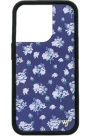 Wildflower Kobieta iPhone - Iphone 14 Pro Case in - Purple. Size all.