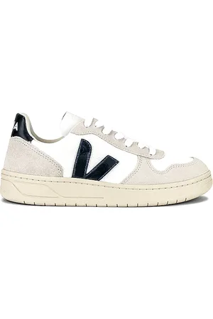 Veja V-10 Sneaker