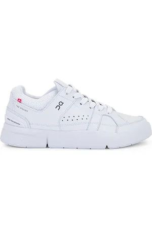 On Running The Roger Clubhouse Sneaker