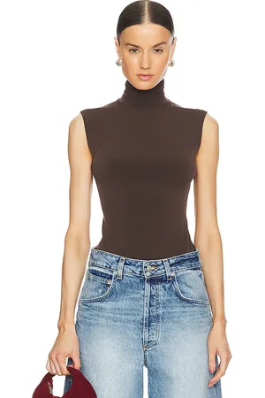 Norma Kamali Slim Fit Sleeveless Turtleneck Top