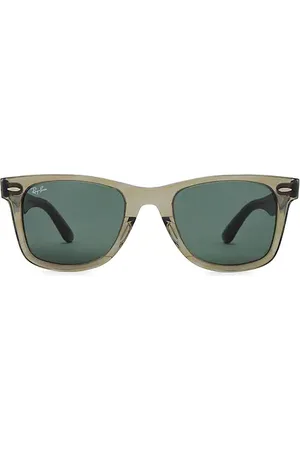 Ray-Ban Wayfarer Sunglasses