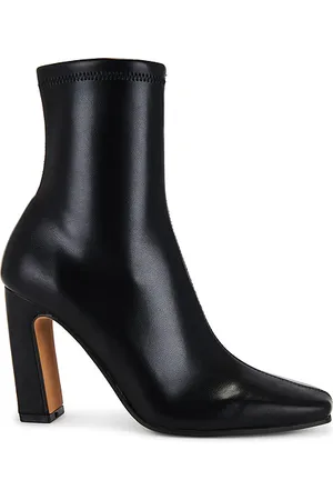 Steve Madden Vinka Boot