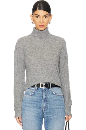JUMPER 1234 Lightweight Roll Collar