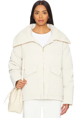 Varley Roseville Short Puffer