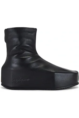 Y-3 Kyasu Overboot