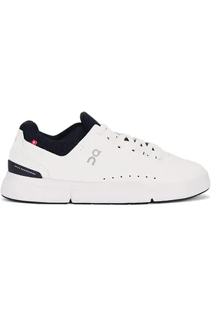 On Running The Roger Advantage Sneakers