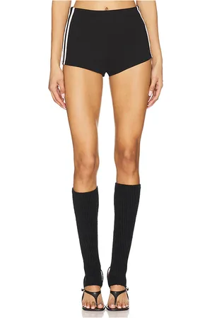 superdown Lucy Short