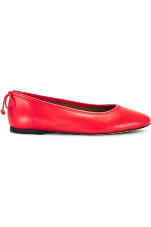 Flattered Poppy Flat