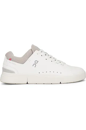 On Running The Roger Advantage Sneakers