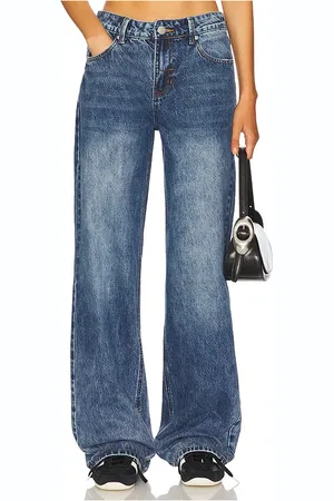 superdown Idalia Jean