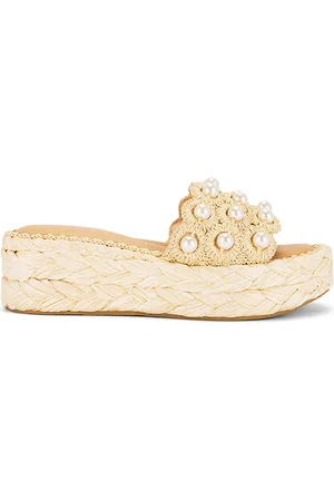 Dolce Vita Caper Pearl Sandal