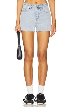 superdown Kiari Short