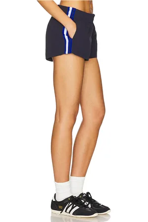 Lioness Twilight Short