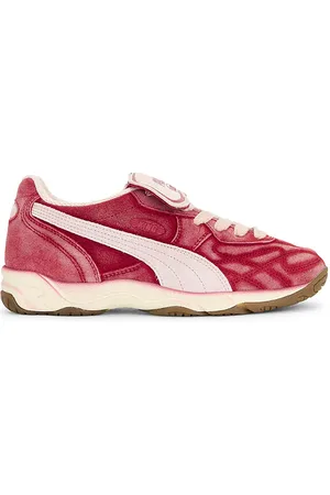 PUMA King Indoor The Neverworn V Sneaker