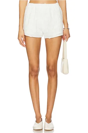 Amanda Uprichard Norina Short