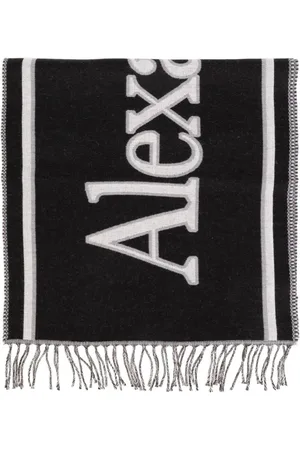Alexander McQueen Akcesoria, Mężczyzna, Czarny, ONE SIZE, Fringe Logo Print Wraparound Szalik