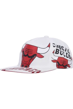 Mitchell & Ness Akcesoria, Mężczyzna, Biały, ONE SIZE, Chicago Bulls Czapka z Płaskim Daszkiem Biała