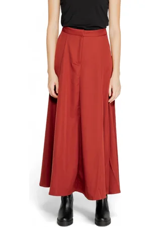 VERO MODA Spódnice, Kobieta, Czerwony, XS, Czerwona Prosta Spódnica z Zapięciem na Zamek