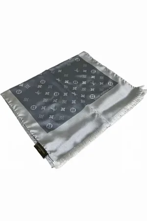LOUIS VUITTON Pre-owned, Kobieta, Szary, ONE SIZE, Pre-owned Silk scarves