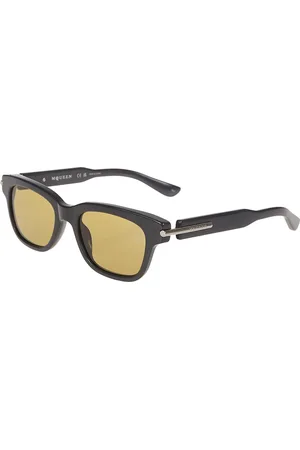 Alexander McQueen Akcesoria, Kobieta, Czarny, ONE SIZE, Prostokątne Okulary Przeciwsłoneczne z Metalowym T-Barem