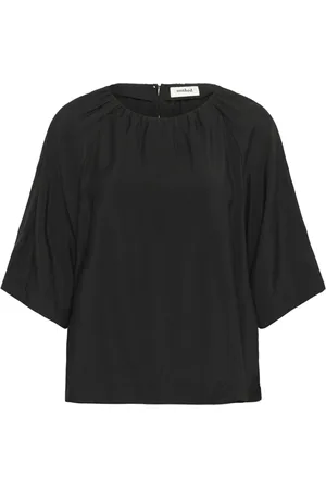 Soaked in Luxury Bluzki, Kobieta, Czarny, M, Nylon, Elegancka Czarna Bluzka z Marszczeniami