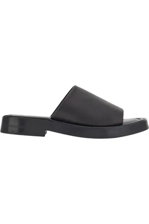 Salvatore Ferragamo Buty, Mężczyzna, Czarny, 39 EU, Bawełna, Klapki z zamkiem i guzikiem oraz naszywką z Meduzą