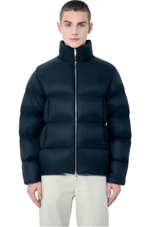 Moncler Kurtki, Mężczyzna, Czarny, M, Nylon, Pikowana kurtka puchowa z naszywką z logo