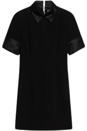 Sportmax Sukienki, Kobieta, Czarny, S, Satyna, Mini sukienka z satynowymi detalami