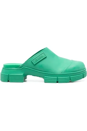 Ganni Buty, Kobieta, Zielony, 38 EU, Zielone klapki typu mule z naszywką z logo