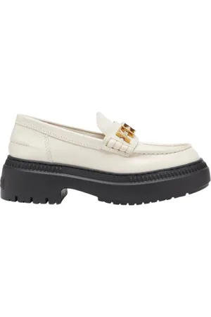Fendi Buty, Kobieta, Biały, 40 1/2 EU, Skóra, Eleganckie białe skórzane mokasyny