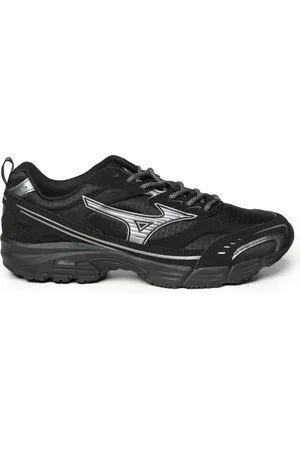 Mizuno Buty, Mężczyzna, Czarny, 39 1/2 EU, Czarne Sneakersy z Detalami Logo