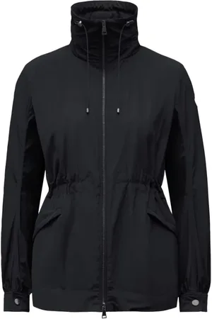 Moncler Kurtki, Kobieta, Czarny, S, Czarna Parka z Kapturem w Ponadczasowym Stylu