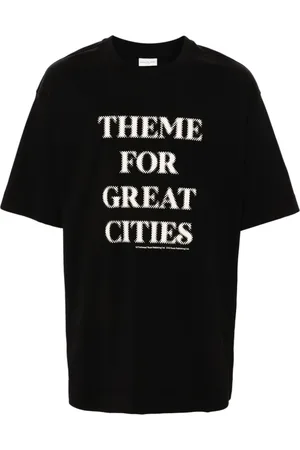 DRIES VAN NOTEN Koszulki, Mężczyzna, Czarny, L, Bawełna, Czarna koszulka z dżerseju bawełnianego z nadrukiem sloganu