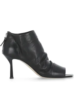 The Seller Buty, Kobieta, Czarny, 37 EU, Czarne skórzane sandały z kwadratowym palcem
