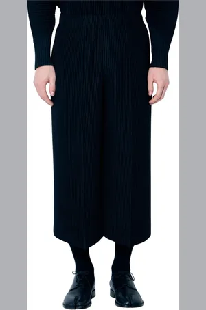Issey Miyake Spodnie, Mężczyzna, Czarny, M, Poliester, Plisowane spodnie cropped