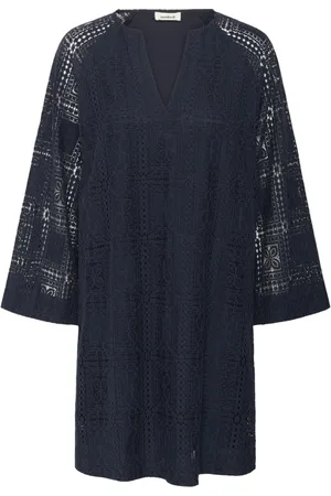 Soaked in Luxury Sukienki, Kobieta, Niebieski, XS, Elegancka Haftowana Sukienka Night Sky