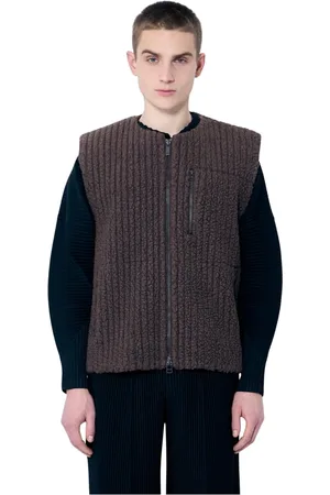 Issey Miyake Kurtki, Mężczyzna, brązowy, M, Poliester, Prążkowana kamizelka polarowa z kieszeniami na zamek