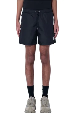 Moncler Szorty, Mężczyzna, Czarny, XL, Szorty z logo w tkaninie muszlowej