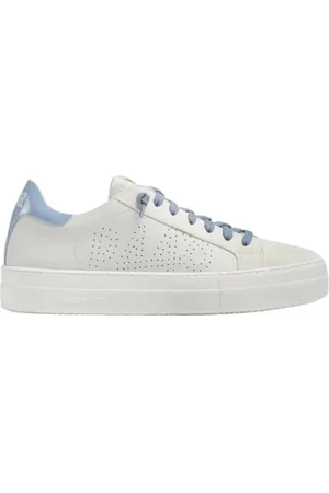 P448 Buty, Kobieta, Biały, 37 EU, Zamsz, Białe Skórzane Sneakersy z Niebieskimi Szczegółami