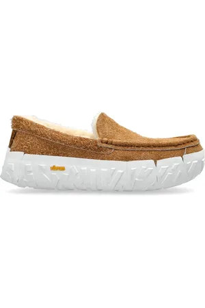UGG Buty, Mężczyzna, Beżowy, 41 EU, Zamsz, Buty `M Ascot Vibram Wrap Tech`